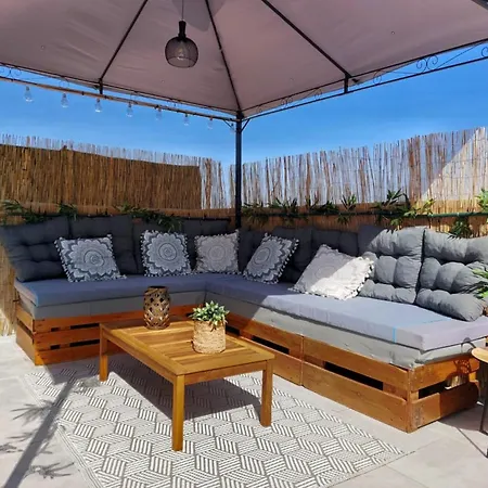 House & Roof Garden Candia