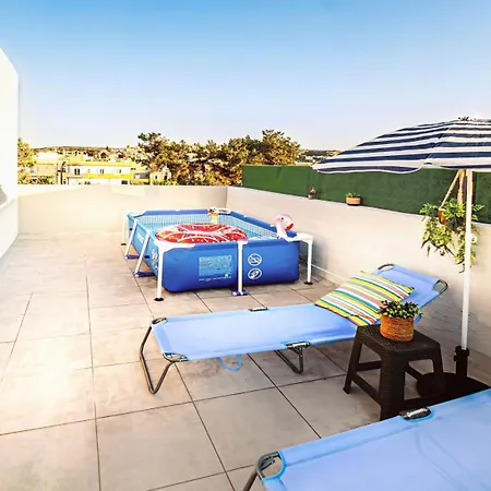 House & Roof Garden